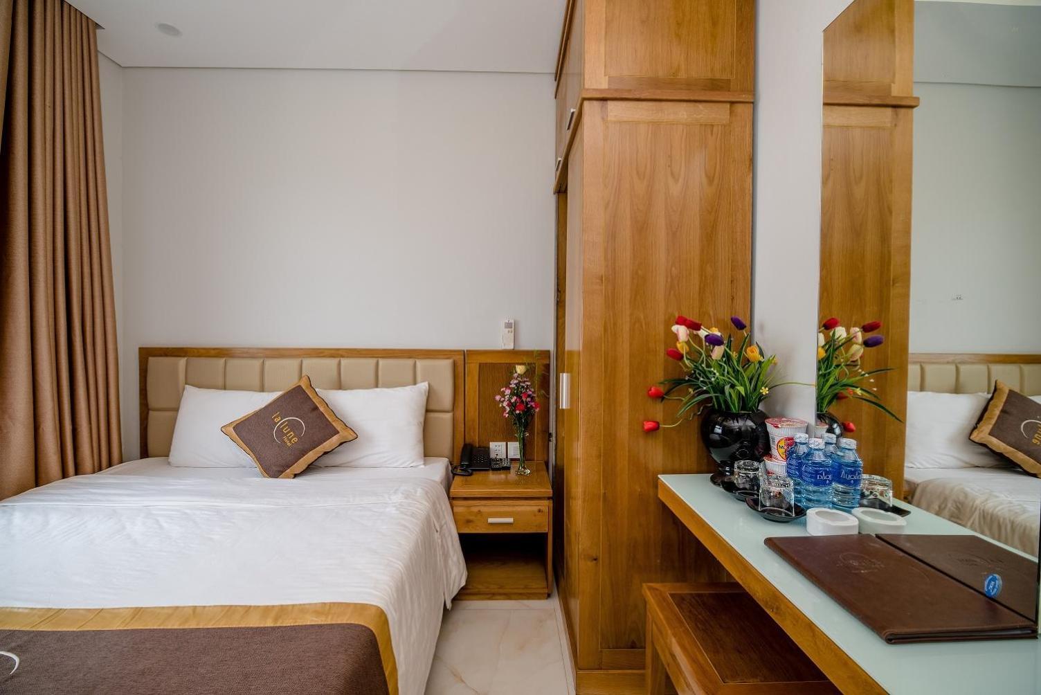 Hong Phuc Hotel 4 Дананг Экстерьер фото