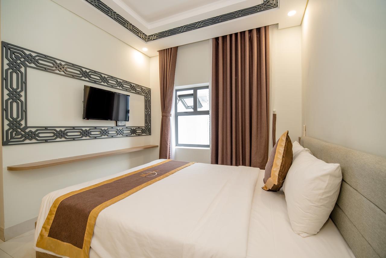 Hong Phuc Hotel 4 Дананг Экстерьер фото